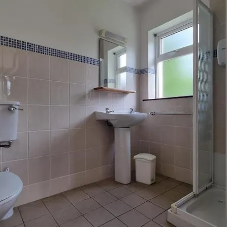 Дом отдыха Kerry Lee Homes Трали